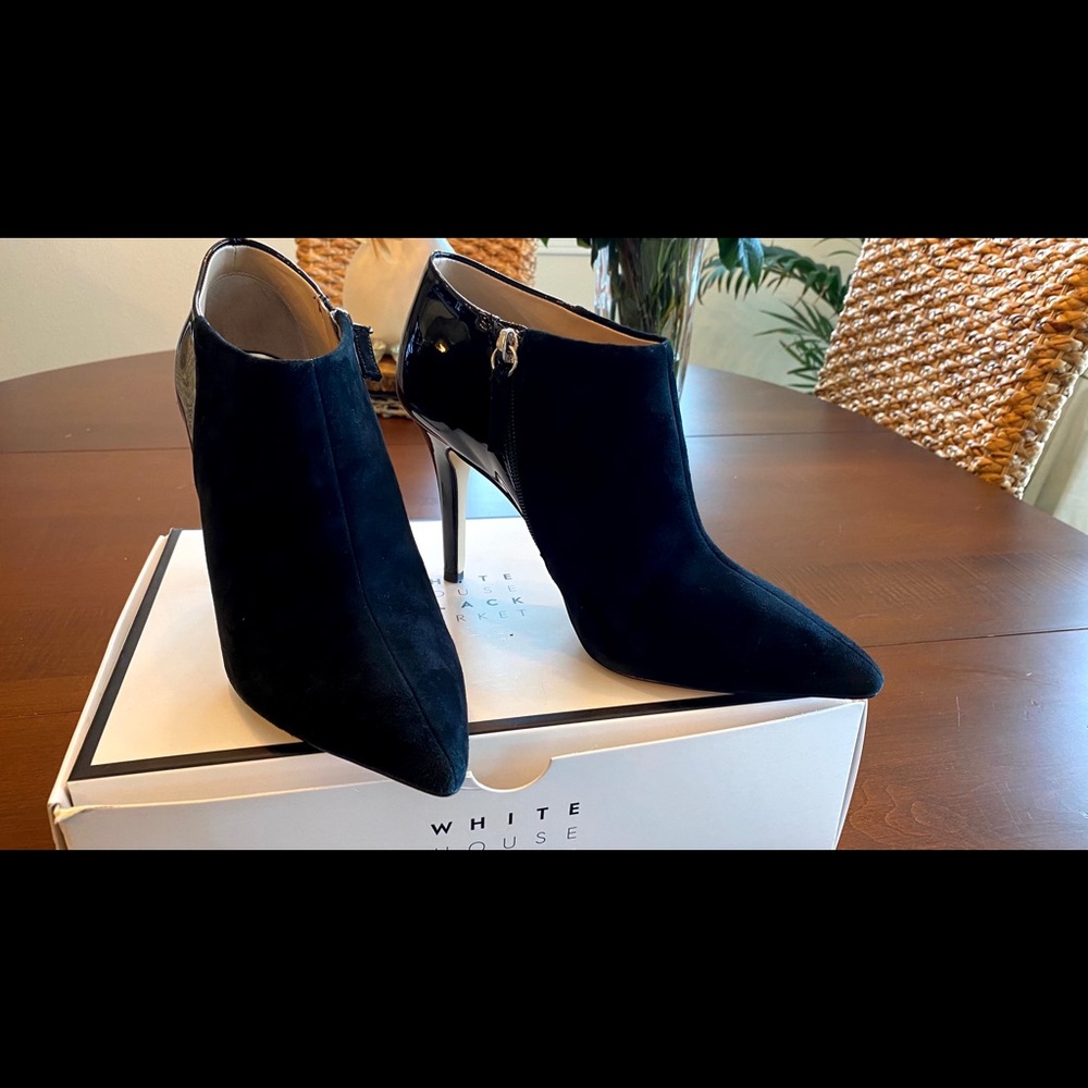 WHBM Eliza Suede Patent Bootie Black 7M